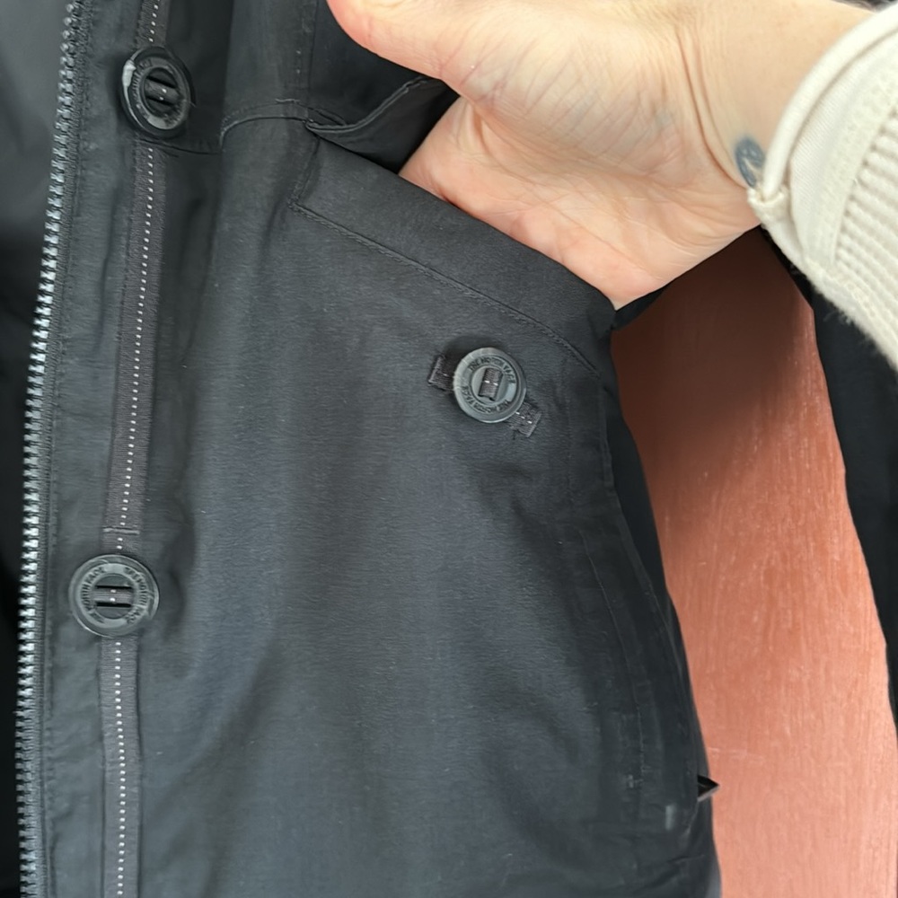 North Face lined jacket - Picture 6 of 16